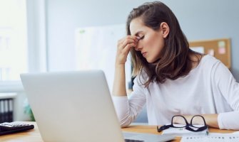 STRESS H ΑΣΘΕΝΕΙΑ ΤΗΣ ΕΠΟΧΗΣ ΜΑΣ